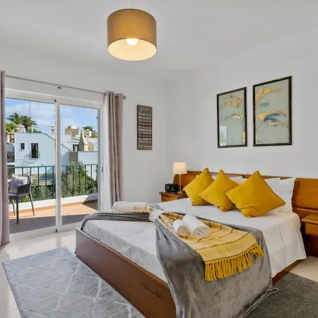 Casa Jackson - Private 15 Mins Walk To The Beach, Restaurants And Bars 빌라 *