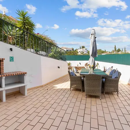 Casa Jackson - Private 15 Mins Walk To The Beach, Restaurants And Bars 카르보에이루