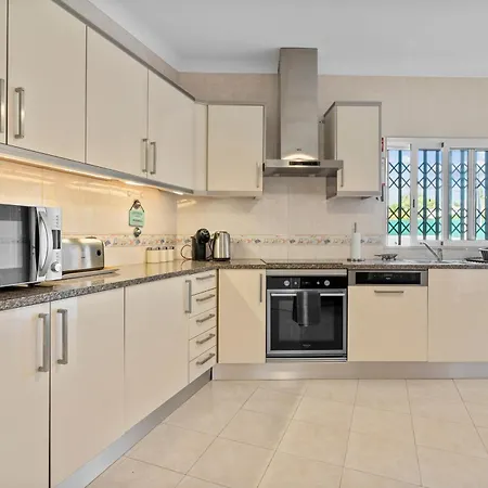 빌라 Casa Jackson - Private 15 Mins Walk To The Beach, Restaurants And Bars 카르보에이루