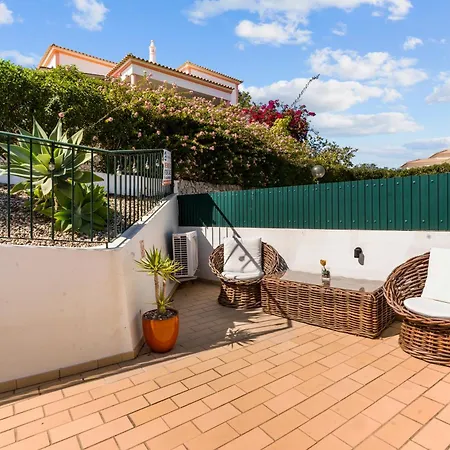 Casa Jackson - Private 15 Mins Walk To The Beach, Restaurants And Bars فيلة